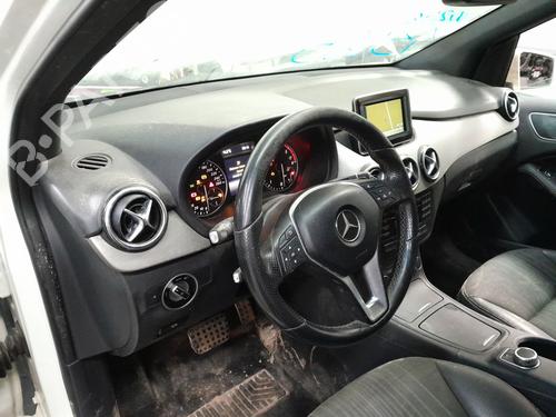 Dashboard MERCEDES-BENZ B-CLASS Sports Tourer (W246, W242) B 200 CDI (246.201) | BP24612675C46 