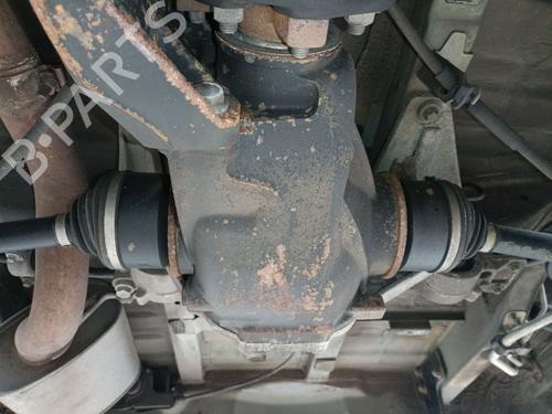 rear-differential-mercedes-benz-vito-tourer-w447-2014-36879802 main image
