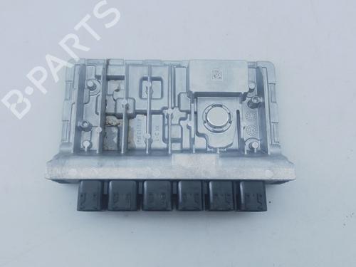 Used Engine control unit (ECU) Engine control unit (ECU) MINI MINI (F56) Cooper SD (170 hp) 33818695 33818695