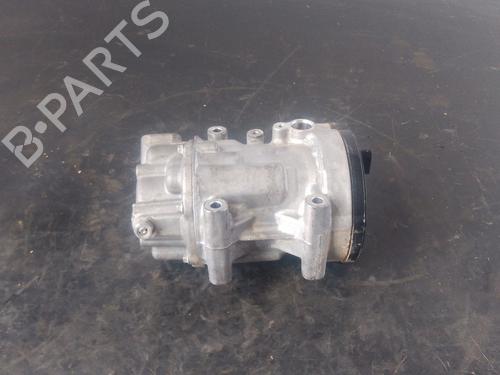 Used AC compressor AC compressor TOYOTA COROLLA Estate (_E21_) 1.8 VVTi Hybrid (ZWE219) (140 hp) 39949852 39949852