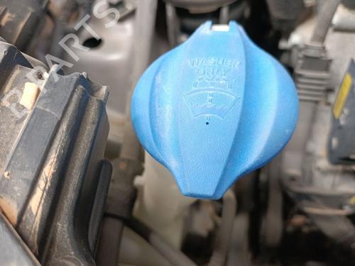 Used Windscreen washer tank HYUNDAI TUCSON (TL, TLE) 1.7 CRDi (116 hp) 29122375