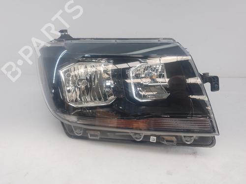 right-headlight-vw-crafter-platformchassis-sz_-2016-29020121 main image