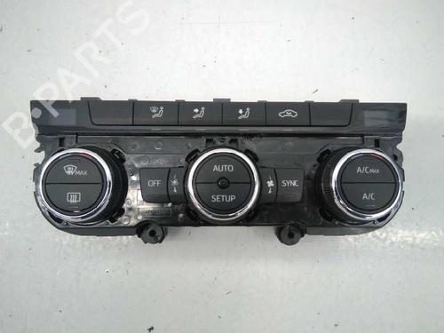 Airco bedieningspaneel SEAT LEON (5F1) 1.5 TSI (130 hp) 5238444