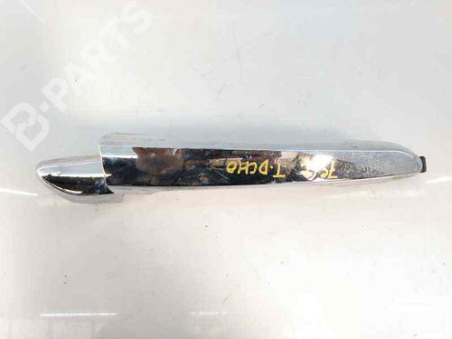 Used Rear right exterior door handle Rear right exterior door handle HYUNDAI TUCSON (TL, TLE) 1.7 CRDi (116 hp) 5948256 5948256