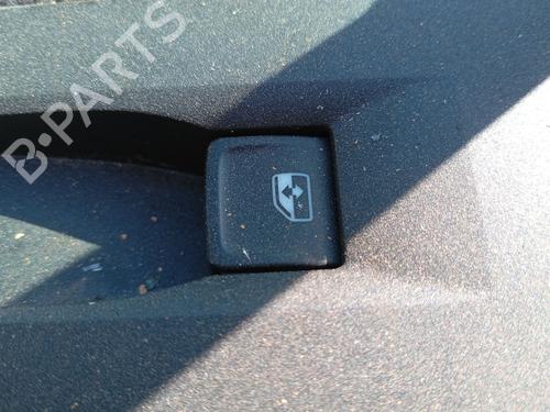 Used Right front window switch VW CRAFTER Van (SY_, SX_) 2.0 TDI RWD (140 hp) 28112746