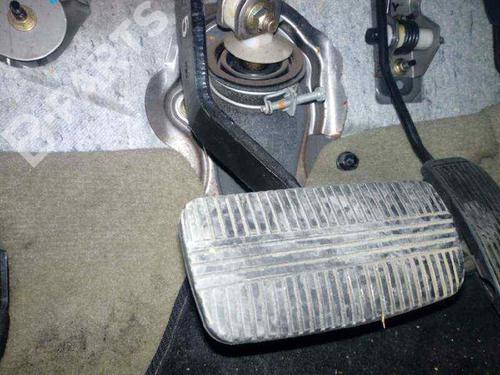 break-pedal-infiniti-fx-35-all-wheel-drive-2002-2003-2004-2005-2006-2007-2008-8787407 main image