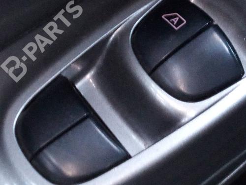 Used Left front window switch Left front window switch NISSAN JUKE (F15) 1.5 dCi (110 hp) 8898726 8898726