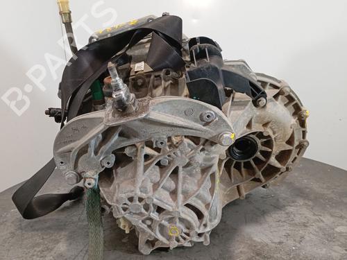 Used Gearbox Gearbox RENAULT TRAFIC III Bus (JG_) 1.6 dCi 95 (JGMR, JGMJ) (95 hp) 33619253 33619253