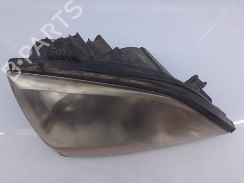 Right headlight KIA SORENTO I (JC) 2.5 CRDi | BP8294808C29 