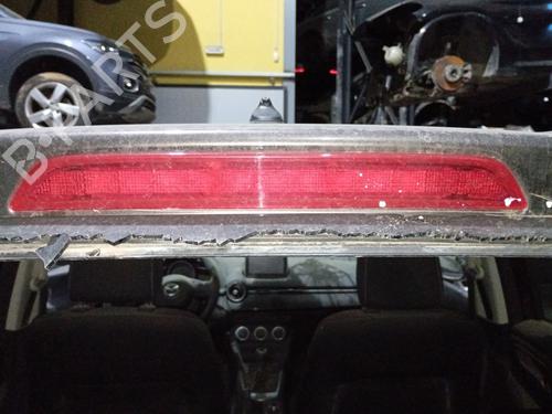 Używane Trzecie światło stopu MAZDA 2 Hatchback (DL, DJ) 1.5 SKYACTIV-G (90 hp) 29201870