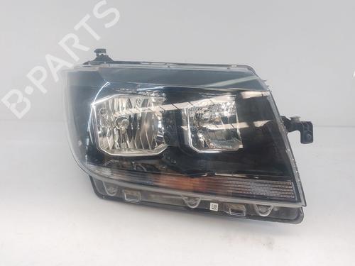 right-headlight-vw-crafter-platformchassis-sz_-2016-29019461 main image