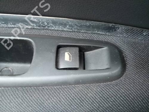 Used Left rear window switch PEUGEOT 5008 (0U_, 0E_) [2009-2017]  21121826