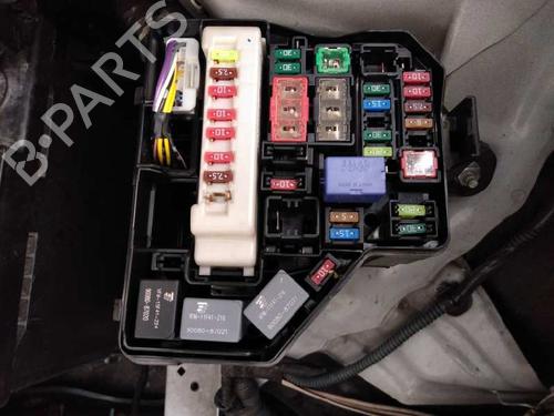 Used Fuse box TOYOTA YARIS (_P13_) [2010-2020]  4666323
