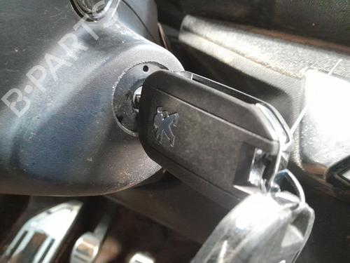 Used Electronic module PEUGEOT 3008 II SUV (MC_, MR_, MJ_, M4_) 1.2 THP/ PureTech 130 (MRHNSM, MRHNSU, MRHNSJ, MRHNYW,... (131 hp) 24589516