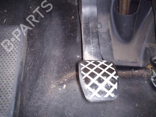 Used Clutch pedal VW PASSAT B7 (362) 1.6 TDI (105 hp) 12933927