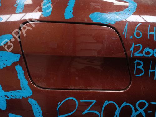 Used Fuel flap PEUGEOT 3008 II SUV (MC_, MR_, MJ_, M4_) 1.6 BlueHDi 120 (120 hp) 30734700