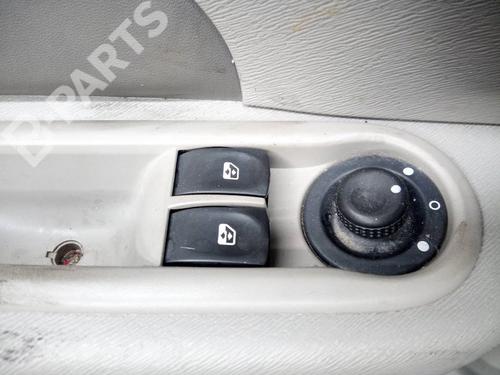 Used Left front window switch Left front window switch RENAULT TWINGO II (CN0_) 1.2 16V (CN0K, CN0V, CN0A) (76 hp) 10081814 10081814
