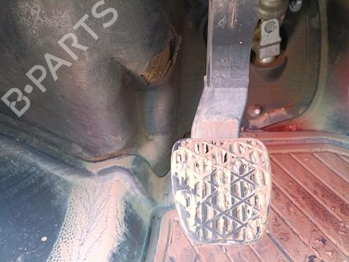 Used Clutch pedal MERCEDES-BENZ SPRINTER 5-t Platform/Chassis (B907) 511 CDI (907.153, 907.155, 907.253, 907.255) (114 hp) 28124334