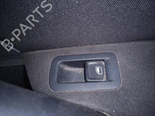 Used Right rear window switch VW GOLF VII (5G1, BQ1, BE1, BE2) [2012-2021]  17011571