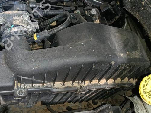 Luftfiltergehäuse für PEUGEOT 208 I (CA_, CC_) 1.2 VTI 82 (82 hp) 31184078