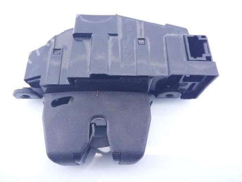 Used Tailgate lock AUDI A4 B7 Avant (8ED) 1.9 TDI (116 hp) 5085522