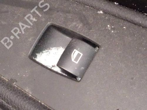 Used Right front window switch BMW 1 (E87) 118 d (143 hp) 17008863