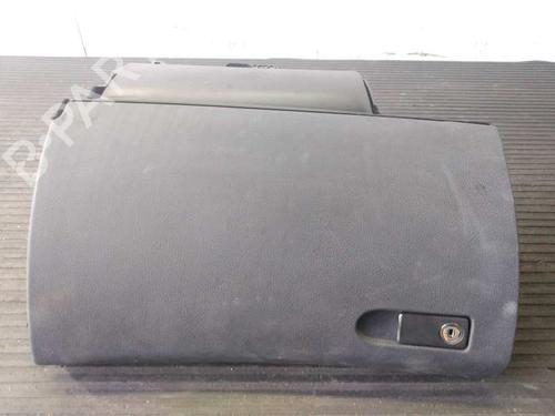 Handskerum MERCEDES-BENZ C-CLASS (W204) C 200 CDI (204.007, 204.006) (136 hp) 6050369