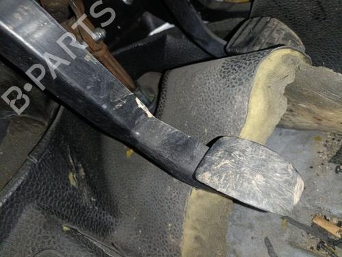 Used Clutch pedal Clutch pedal RENAULT MASTER III Platform/Chassis (EV, HV, UV) 2.3 dCi 125 FWD (EV0C, EV0D, EV0J, HV0C, HV0D, HV0H,... (125 hp) 36775280 36775280