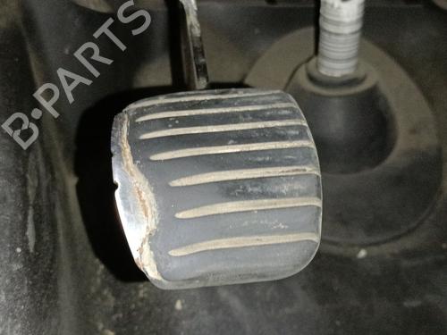 Koppelingspedaal Koppelingspedaal RENAULT TRAFIC III Bus (JG_) 2.0 dCi 150 (JGMU) (150 hp) 37440335 37440335