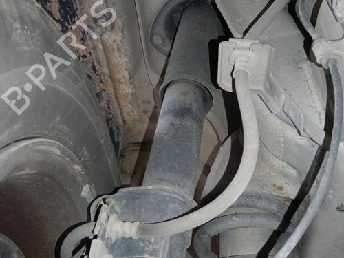 Used Right front shock absorber Right front shock absorber SUZUKI GRAND VITARA I (FT, HT) 2.0 HDI 110 16V 4x4 (SQ420D, TD83V, JA420WD) (109 hp) 34439451 34439451
