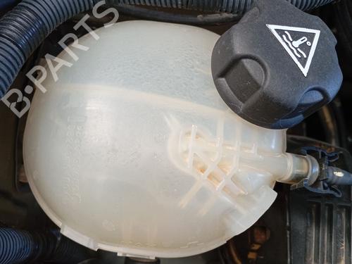 Expansion tank PEUGEOT 208 II (UB_, UP_, UW_, UJ_) 1.2 PureTech 75 BP28097751C120