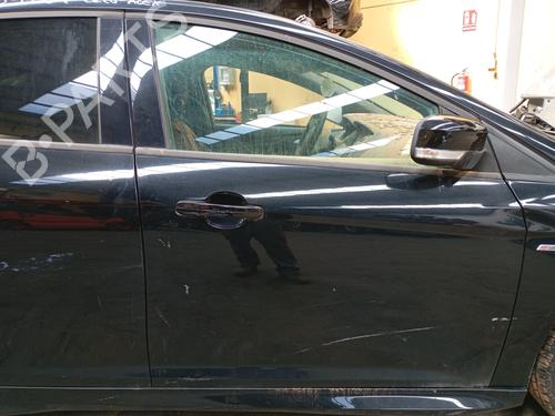 Used Right front door FORD FOCUS III 1.5 TDCi (120 hp) 32394263