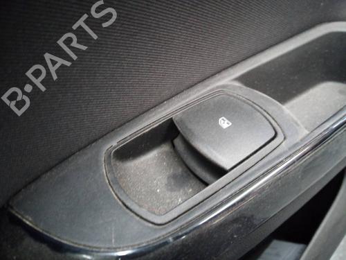 Used Right front window switch OPEL CORSA E (X15) 1.3 CDTI (08, 68) (95 hp) 17011538