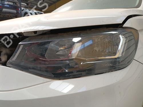 Used Left headlight Left headlight VW CADDY V Box Body/MPV (SBA, SBH) 2.0 TDi (102 hp) 33263663 33263663