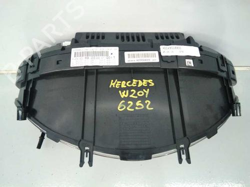 Instrument cluster MERCEDES-BENZ C-CLASS (W204) C 200 CDI (204.001) | BP4080006C47 