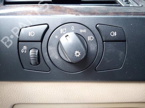 Used Headlight switch BMW 5 (E60) 525 i (192 hp) 11855635