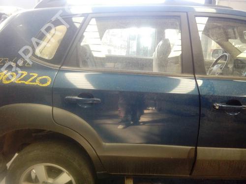 Used Right rear door HYUNDAI TUCSON (JM) 2.0 CRDi (140 hp) 18143958