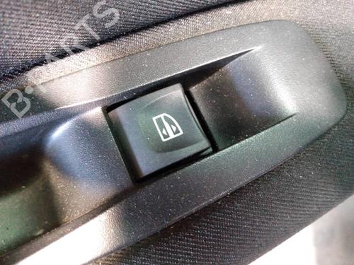 Used Left rear window switch RENAULT MEGANE IV Hatchback (B9A/M/N_) [2015-2025]  20641890