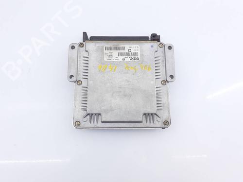 Used Engine control unit (ECU) PEUGEOT 406 (8B) 2.0 HDI 110 (109 hp) 9223911