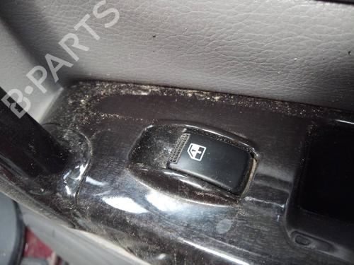 Used Right rear window switch KIA SORENTO I (JC) 2.5 CRDi 4WD (140 hp) 17010760