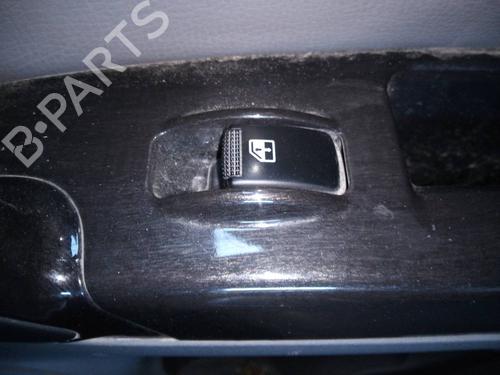 Used Right rear window switch KIA SORENTO I (JC) 2.5 CRDi (163 hp) 17013869