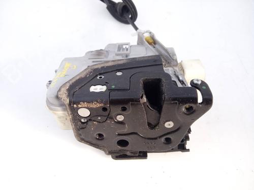 Front left lock VW PASSAT B6 (3C2) 2.0 TDI 16V | BP21568660C98 