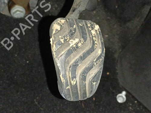 break-pedal-renault-kadjar-ha_-hl_-2015-32090516 main image
