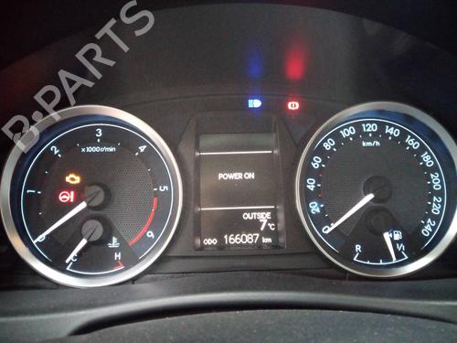 Compteur de vitesse TOYOTA AURIS (_E18_)  | BP8901875C47 