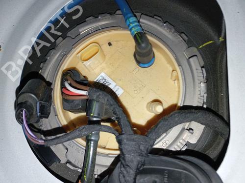 Used Fuel pump Fuel pump VW T-ROC (A11, D11) 2.0 TDI SCR (116 hp) 32859394 32859394