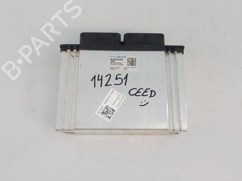 Used Engine control unit (ECU) KIA CEED (CD) [2018-2025]  30124394