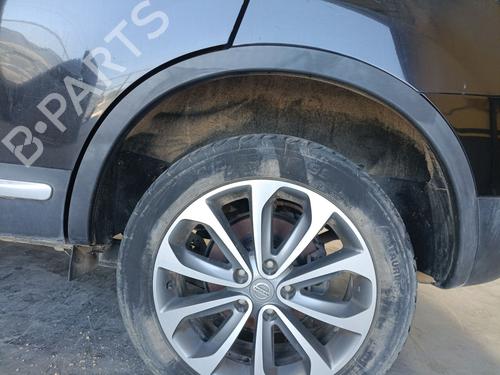 Used Rear left wheel arch trim Rear left wheel arch trim 38589191 38589191