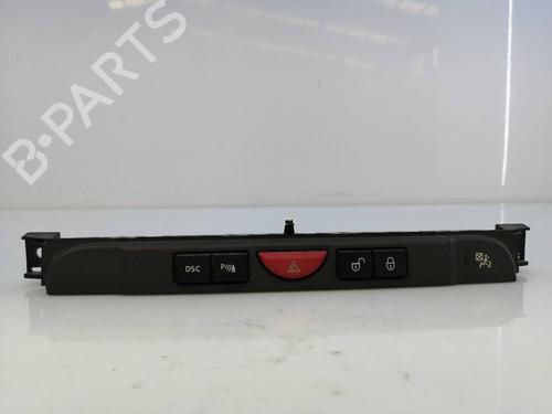 Used Warning switch LAND ROVER DISCOVERY III (L319) 2.7 TD 4x4 (190 hp) 7903550