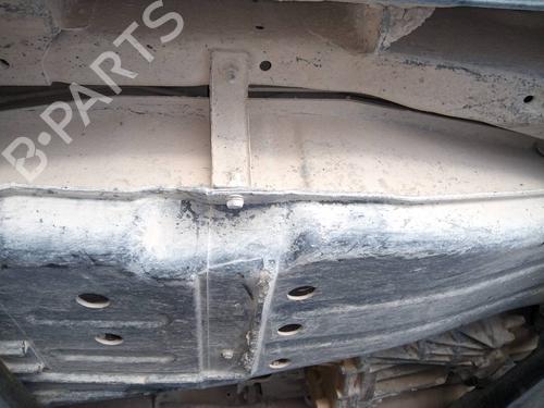 Bensintank MITSUBISHI PAJERO III (V7_W, V6_W) 2.5 TDi (V64W, V74W) (115 hp) 13647218