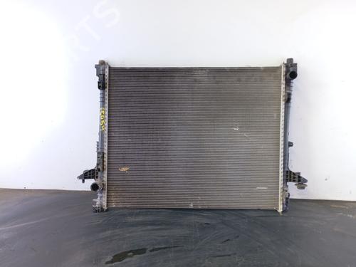 Used Water radiator Water radiator RENAULT TRAFIC III Bus (JG_) 2.0 dCi 150 (JGMU) (150 hp) 39944640 39944640